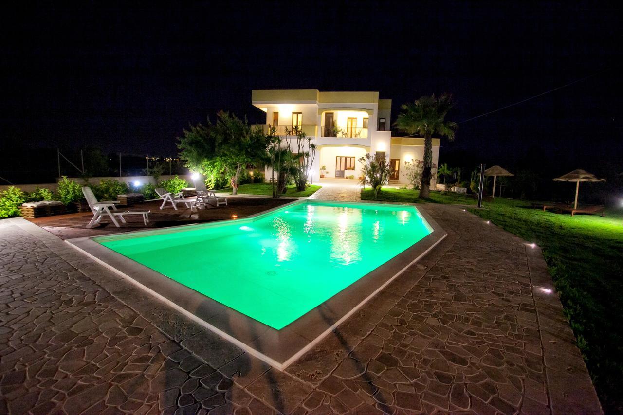 Aia Grande Bed & Breakfast Uggiano La Chiesa Exterior photo